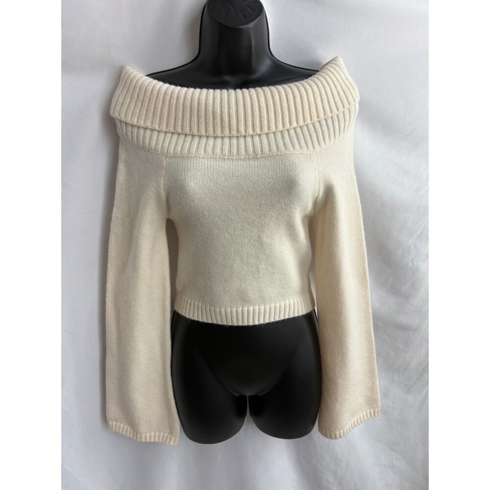 Knit Cream Off Shoulder Sweater Chunky Knit Beige Size XS Staple Essential Cute